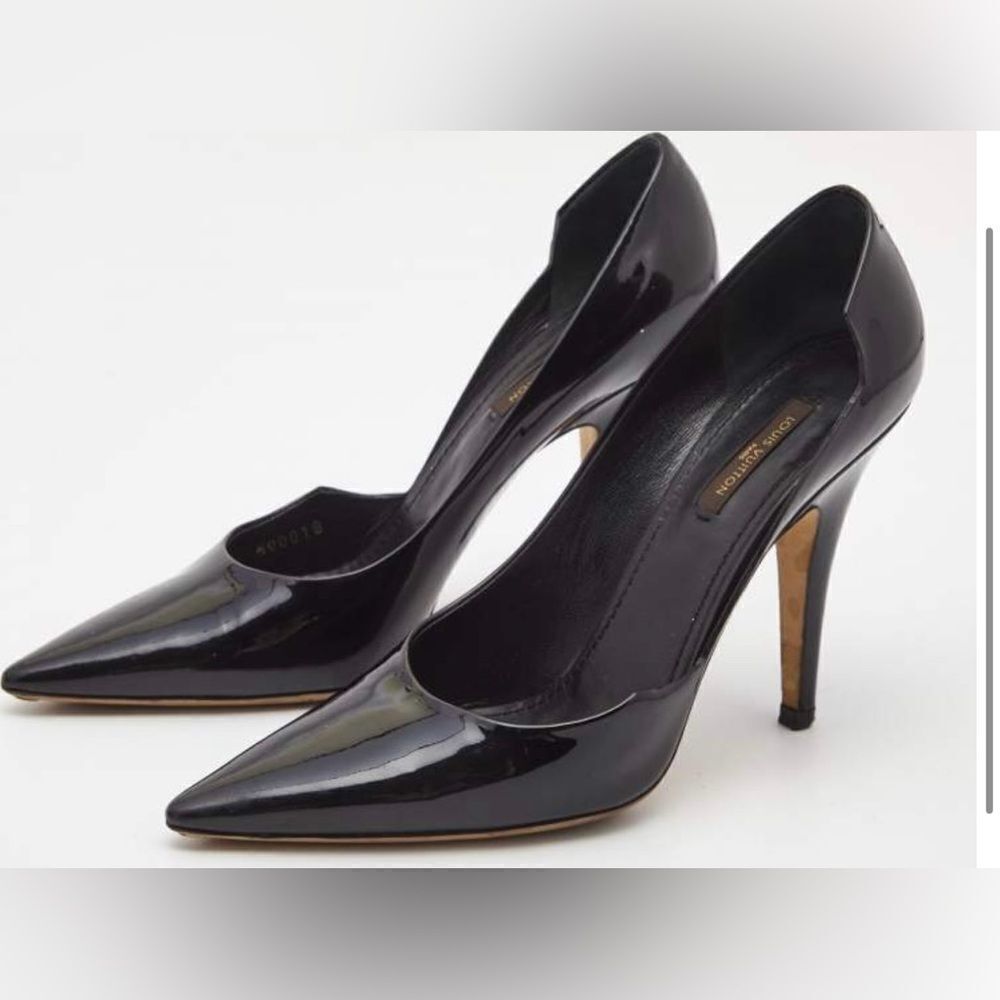 Louis Vuitton Black Patent Leather D'orsay Size 39.